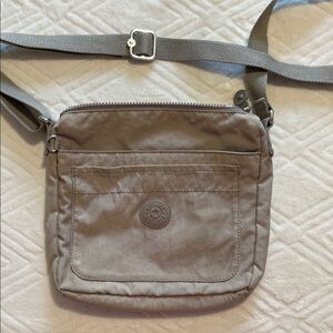 Kipling ✨ Gray Crossbody Bag